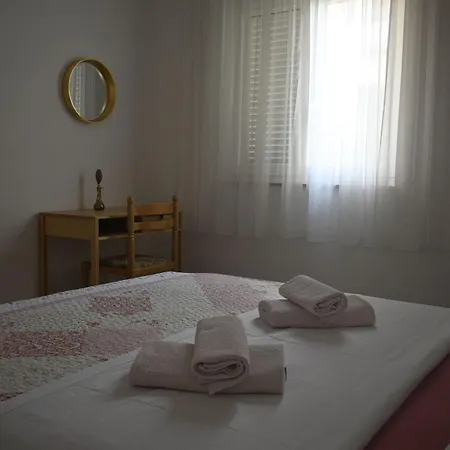Case de vacanță In Mit Schoener Terrasse By Interhome Crikvenica